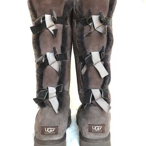 UGG Australia Tall Boots S/N 3388